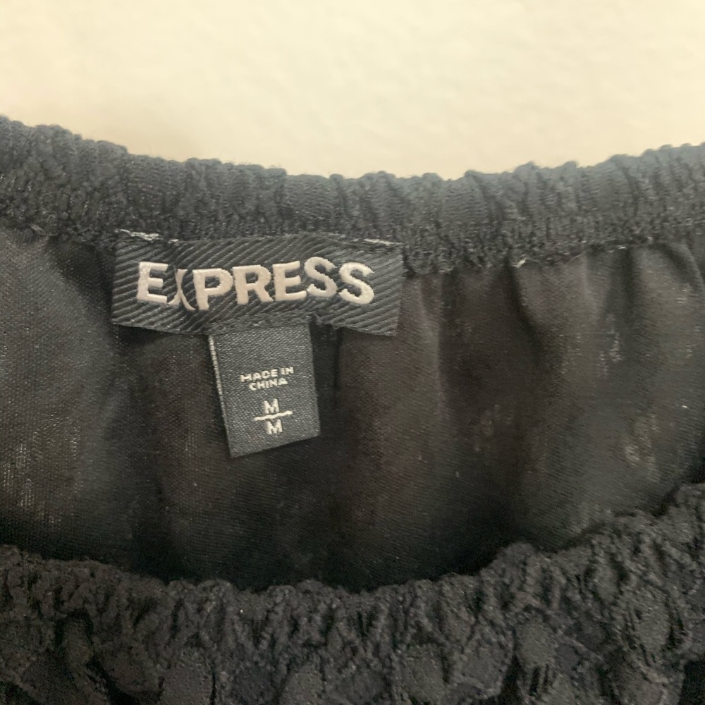 Express Lace top - Picture 4 of 4